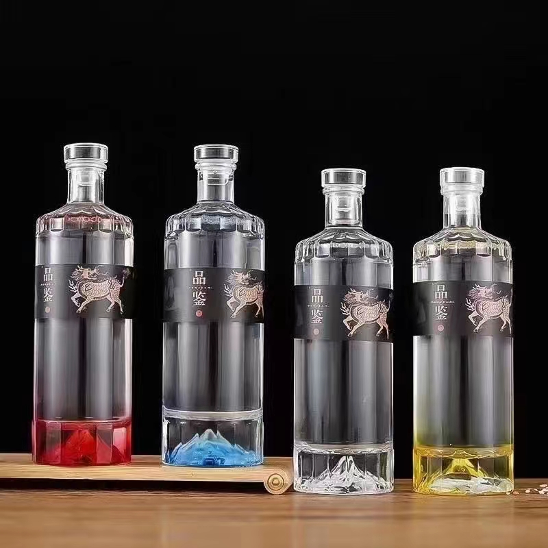 Manufacturer's direct shipment of 1000ml, 700ml, 500ml glass bottle, super flint glass bottle, vodka whiskey